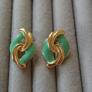 vintage Avon tiffany blue enamel and gold tone pierced earrings